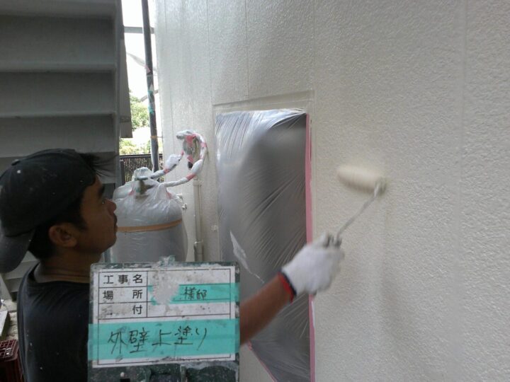 外壁上塗り